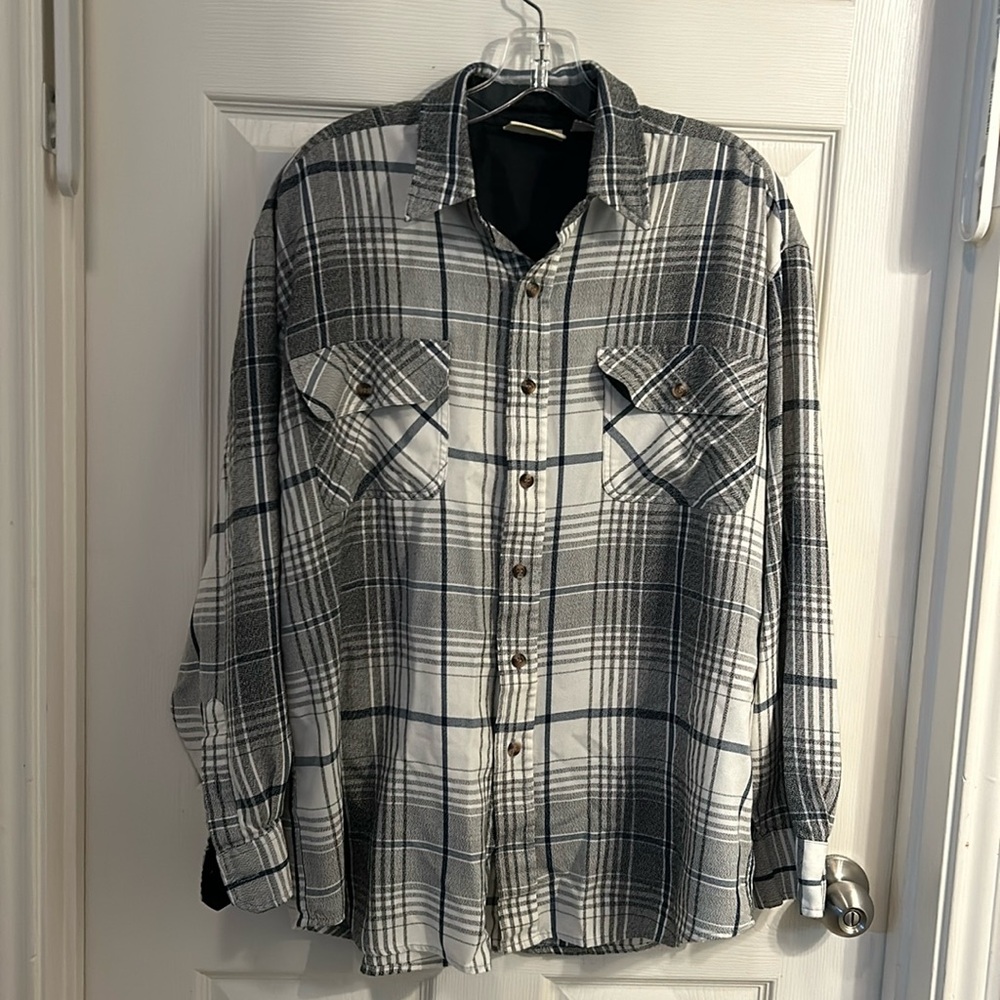 Alpine Ridge Rugged Wear Mens Size M soft button‎ down long sleeve shirt great
